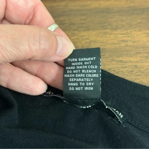 Lauren Michelle Woman 3X Black Tunic Top Embroidered Floral Sequin Acce - Picture 7 of 8